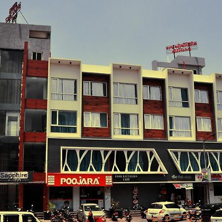 Hotel Sapphire Inn Godhra Exterior foto